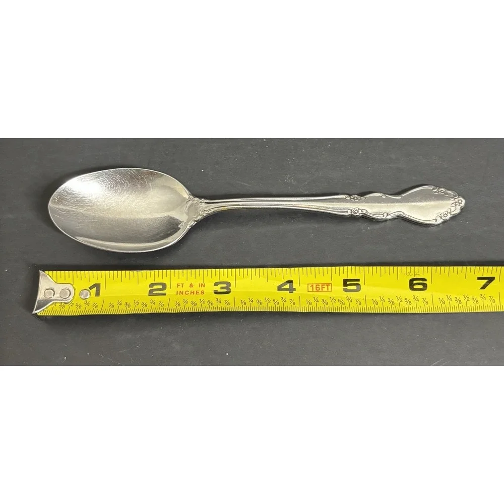7 Oneida Dover Oval Place Soup Spoons Cube Stainless Glossy 6 5/8